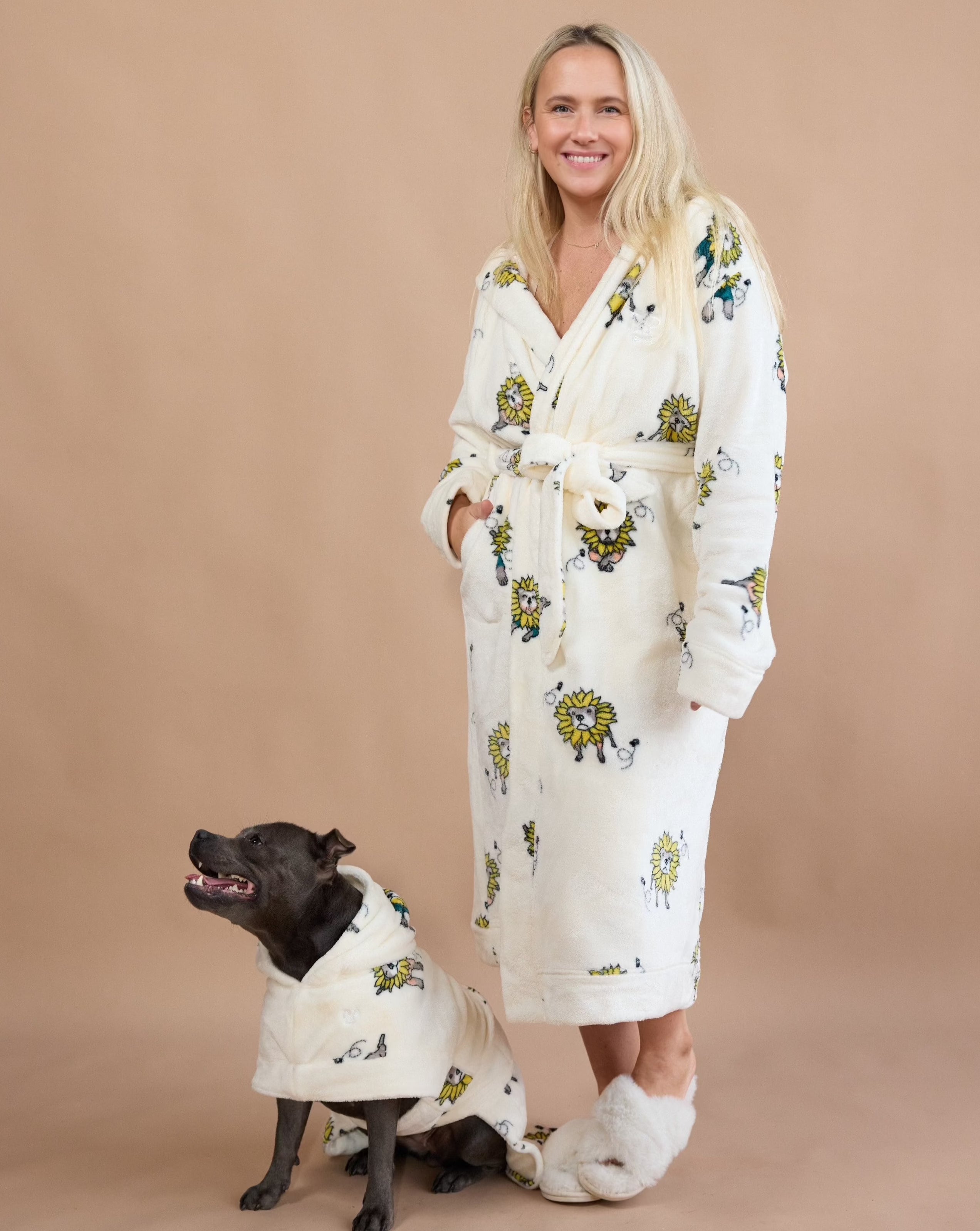 Penelope's Garden Snuggle Buddy Woman's Robe